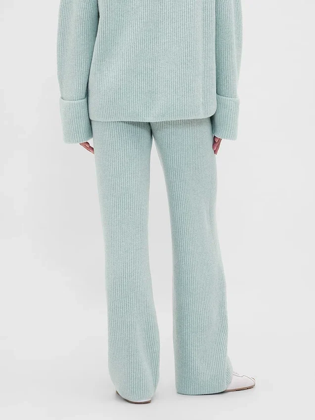 CashSoft-trui-broek met shaker-steek
