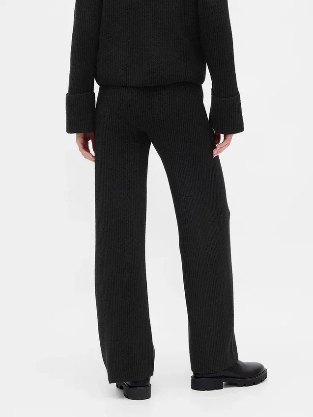 CashSoft-trui-broek met shaker-steek