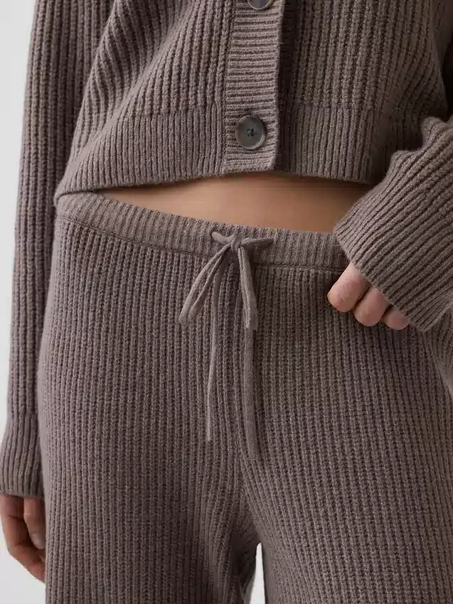 CashSoft-trui-broek met shaker-steek