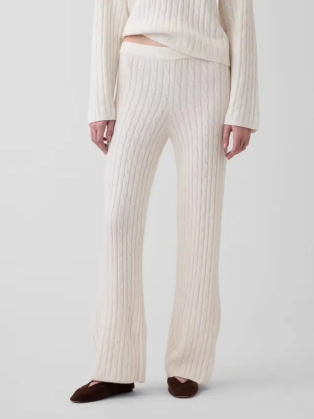 CashSoft-trui van kabelgebreid tricot met relaxte pasvorm