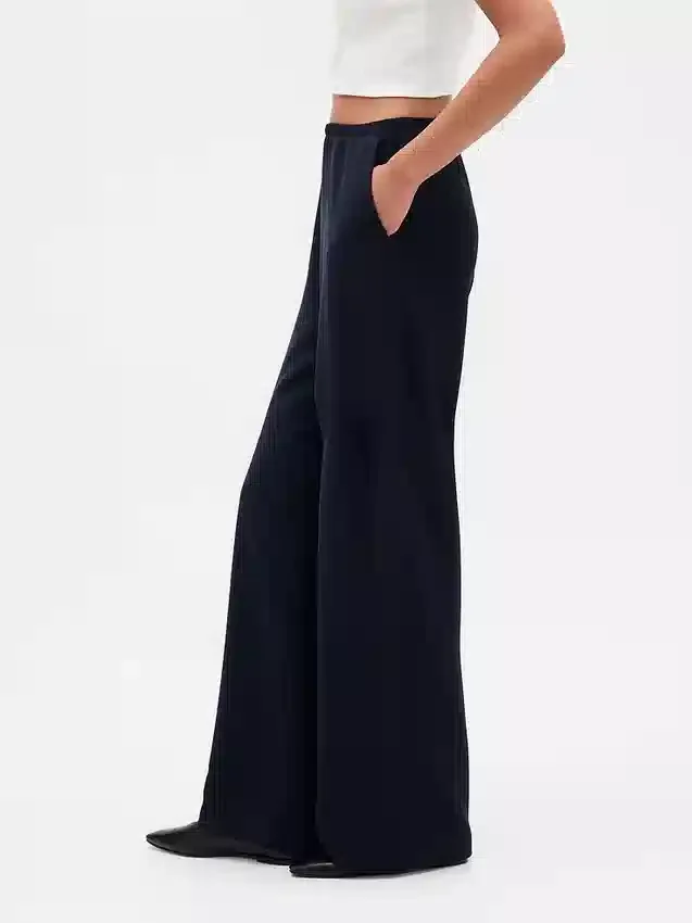 Comfortabele broek met wijde pijpen
