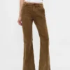 Corduroy broek met middelhoge taille en uitlopende pijpen