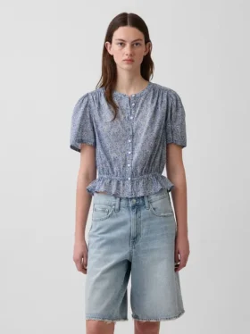 Crop-top met peplum en knoopsluiting aan de voorkant