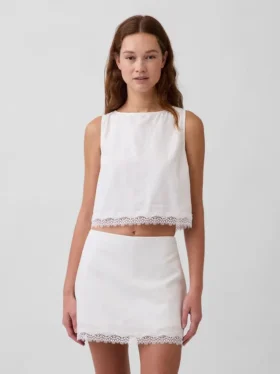 Crop-top van linnenmix met kanten zoom