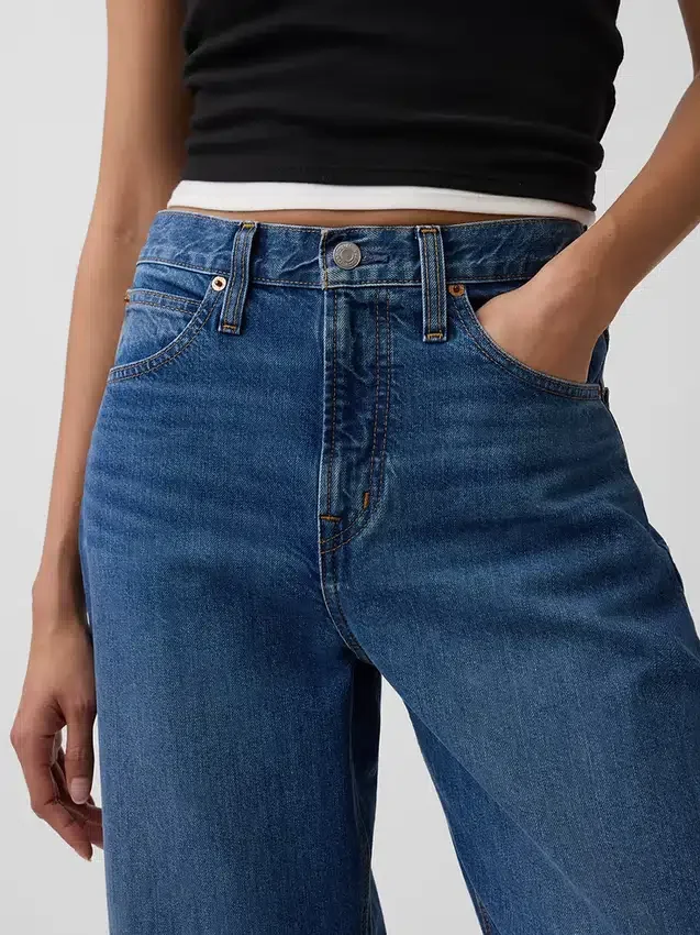Cropjeans met hoge taille en wijd uitlopende pijpen