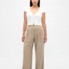 Curvy 365 hooggetailleerde broek met plooien