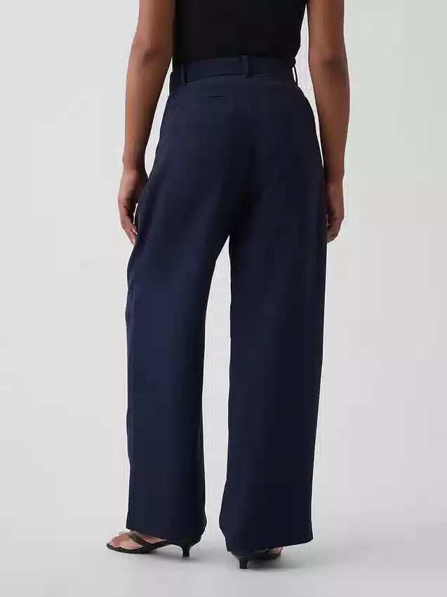 Curvy 365 hooggetailleerde broek met plooien