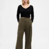 Curvy 365 hooggetailleerde broek met plooien