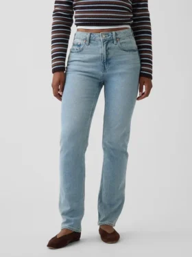 Curvy High Rise ’90s Slim Straight-Jeans