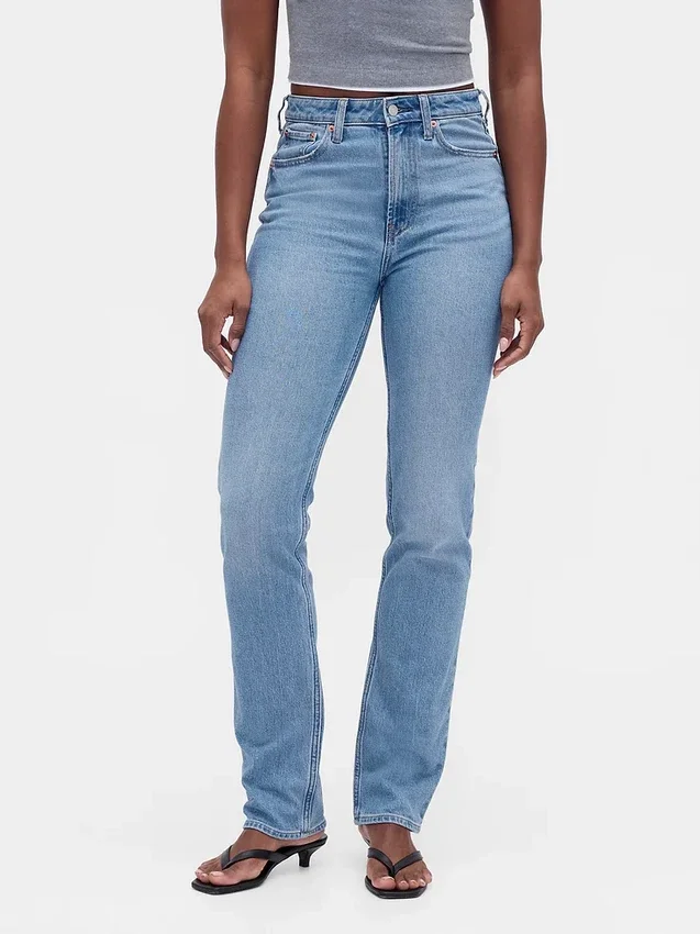 Curvy High Rise '90s Slim Straight-Jeans
