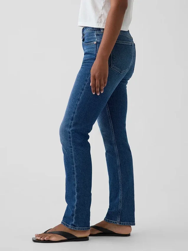 Curvy High Rise '90s Slim Straight-Jeans