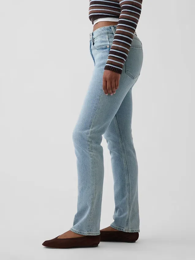 Curvy High Rise '90s Slim Straight-Jeans