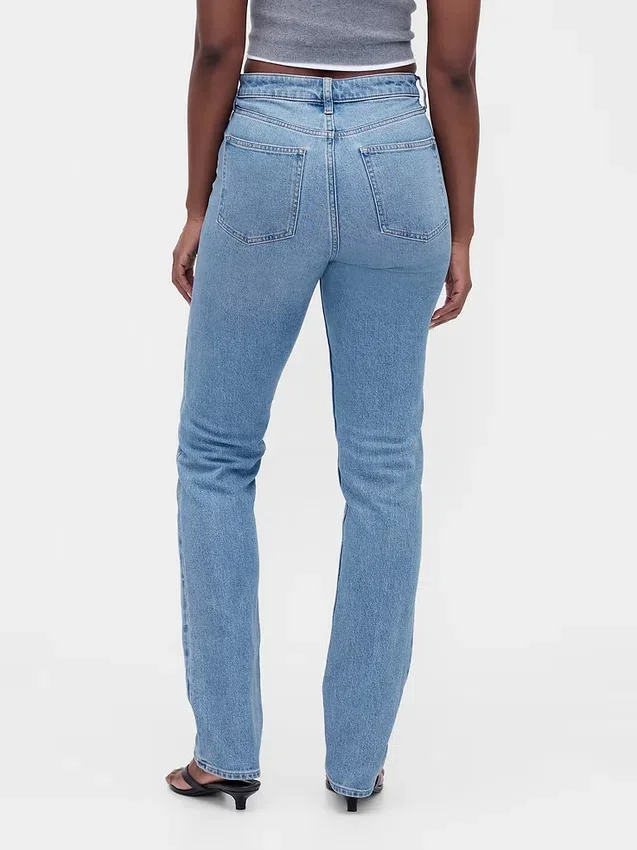 Curvy High Rise '90s Slim Straight-Jeans