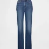 Curvy High Rise '90s Slim Straight-Jeans