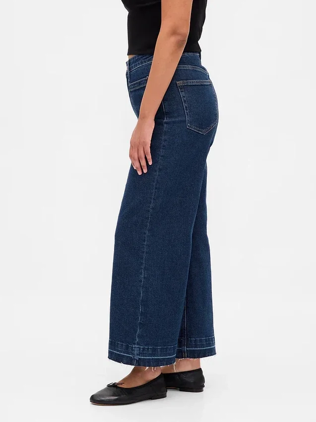 Curvy high-rise jeans met wijde pijpen tot aan de enkels