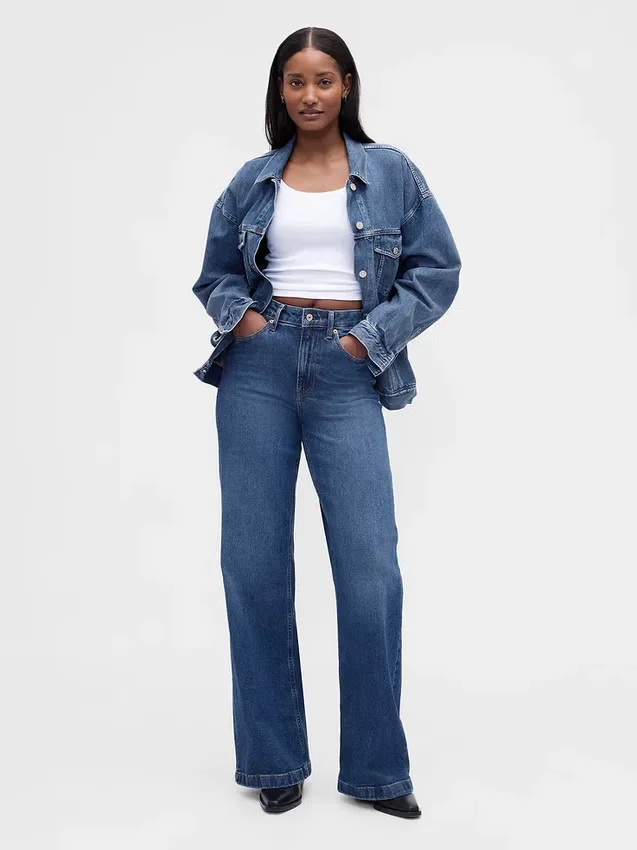 Curvy jeans met hoge taille en wijde pijpen
