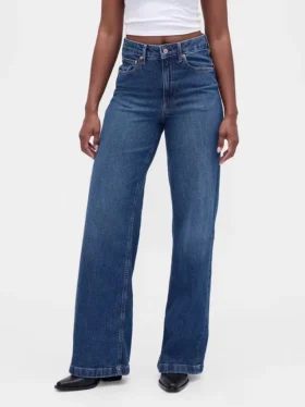 Curvy jeans met hoge taille en wijde pijpen