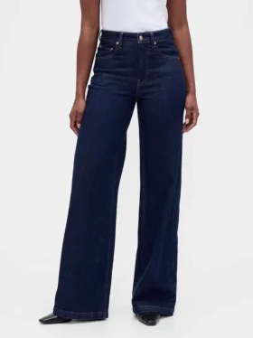 Curvy jeans met hoge taille en wijde pijpen