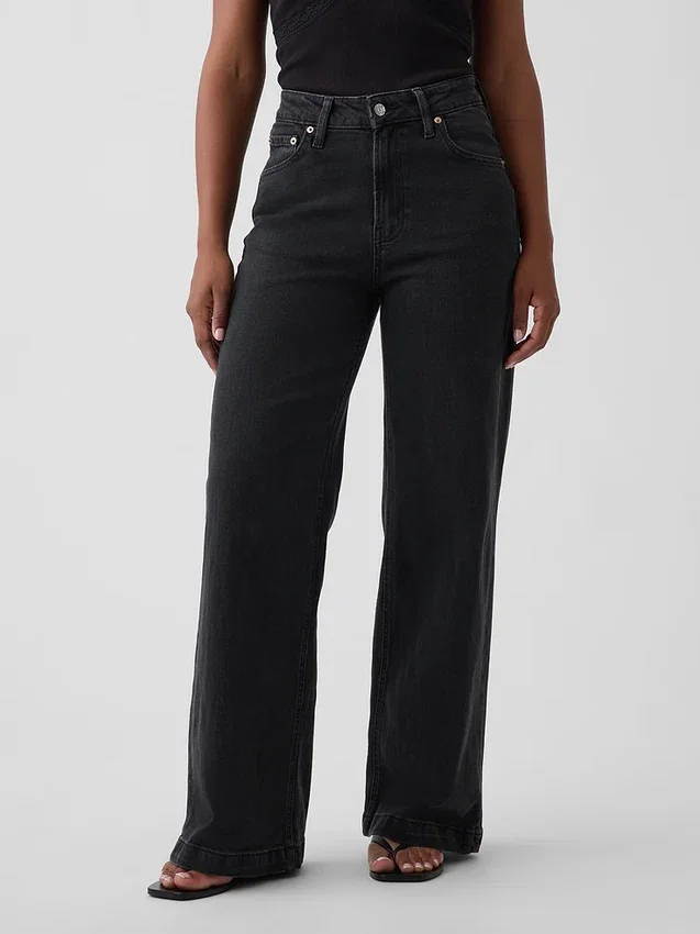 Curvy jeans met hoge taille en wijde pijpen