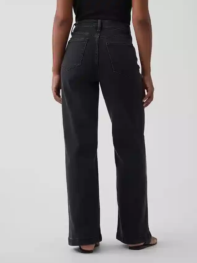 Curvy jeans met hoge taille en wijde pijpen