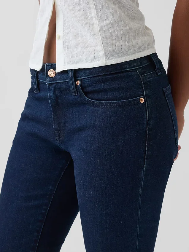 Curvy Low Rise Long & Lean Jeans
