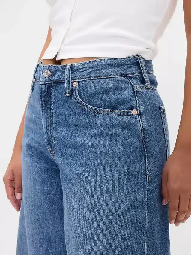 Curvy mid-rise ultrazachte baggy Jeans