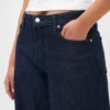 Curvy mid-rise ultrazachte baggy Jeans