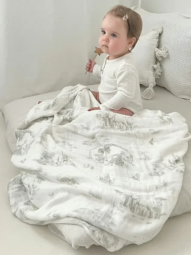 De Gilded Bird Safari Toile bamboe babydeken