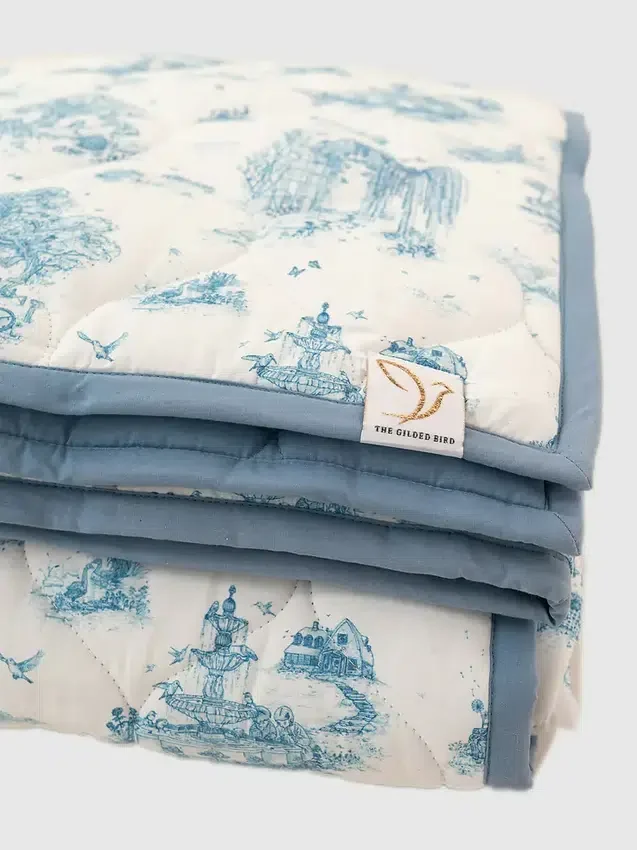 De Gilded Bird Spring Toile gewatteerde speelmat