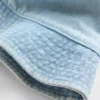Denim buckethoed