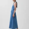 Denim halter maxi-jurk met strik aan de achterkant