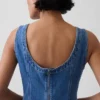 Denim mini-jurk met boothals en open rug