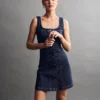 Denim mini-jurk met naden en knoopsluiting