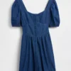 Denim mini-jurk met pofmouwtjes en sweetheart-hals