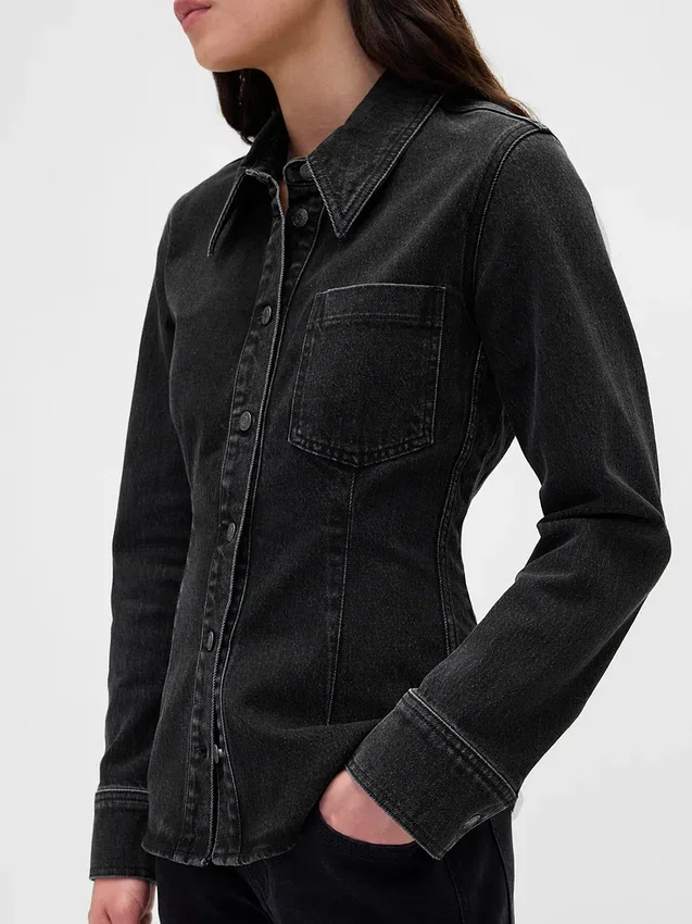 Denim overhemd met getailleerde naden
