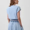 Denim top met kapmouwtjes, cropped model en knoopsluiting aan de voorkant