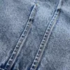 Denimjas met opgerolde mouwen