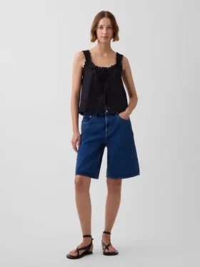 Denimkorte broek met middelhoge taille en lange pijpen