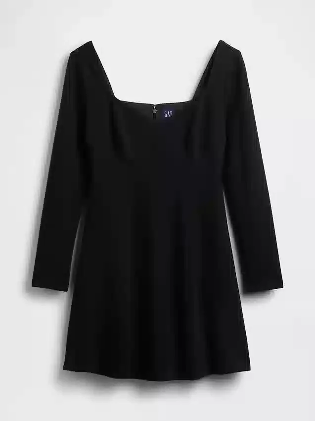 Dubbel gebreide mini-jurk met sweetheart-hals en korset