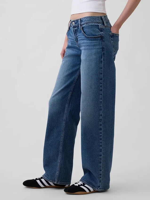 Extra lage taille, loszittende Jeans in jaren '90-stijl