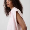 Gap × Hfr ultrazacht denimoverhemd met brede schouders uit de collectie van Nicole Benefield