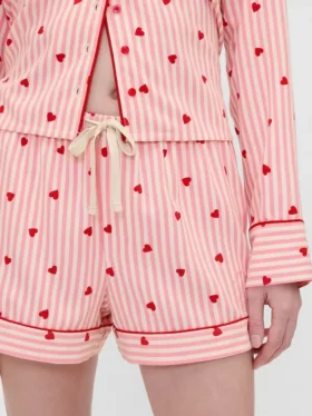 GAP × Summer Fridays Flanellen pyjama-korte broeken met hartjes