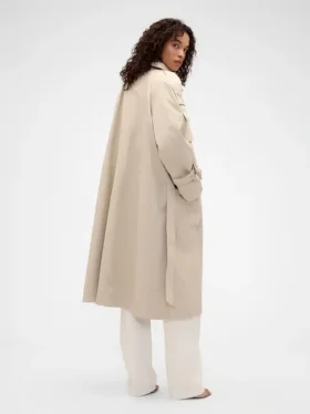 GAP × Victoria Beckham trenchcoat