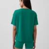 GapFit Breathe T-shirt met relaxte pasvorm