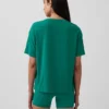 GapFit Breathe T-shirt met relaxte pasvorm