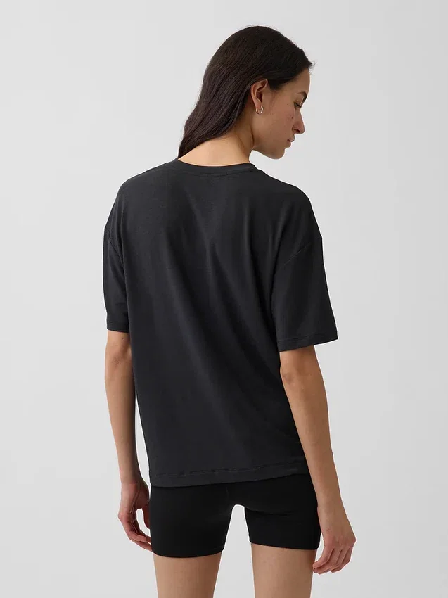 GapFit Breathe T-shirt met relaxte pasvorm