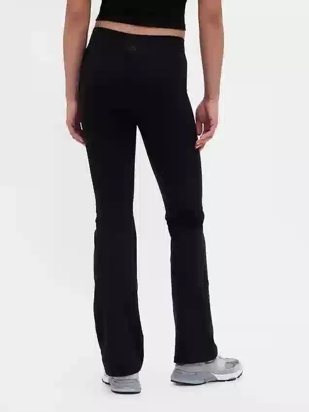 GapFit Power-legging met middelhoge taille en bootcut