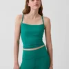 GapFit Smooth Racerback Crop-tanktop