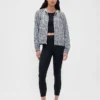 GapFit Tech Gingham windjack