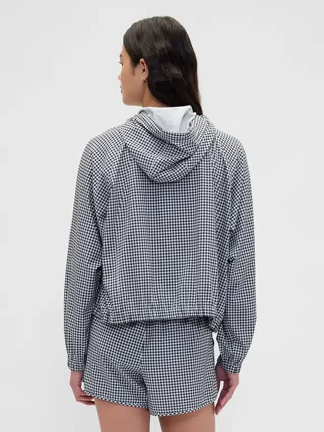 GapFit Tech Gingham windjack